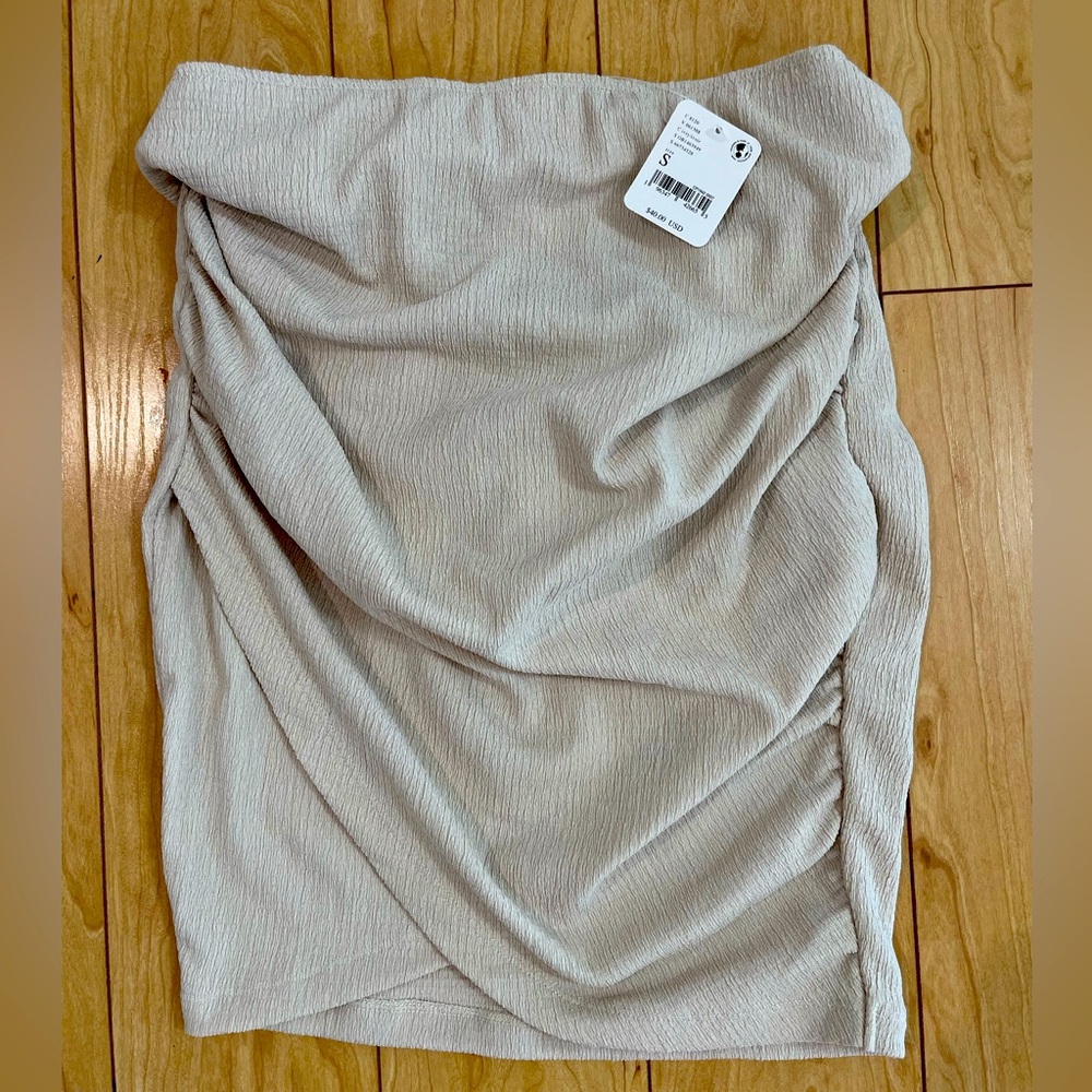 NWT!! FREE PEOPLE MINI SKIRT! SIZE SMALL